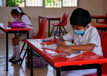 SEP extiende horario escolar en planteles de La Escuela es Nuestra