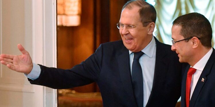 Rusia: la OTAN usa la crisis alimentaria para tener presencia en el mar Negro