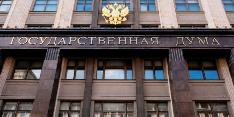 Duma rusa pide a ONU y OIEA exigir a Ucrania el cese de ataques a la central nuclear de Zaporozhie