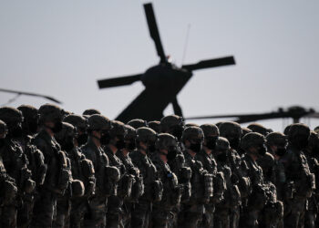 Putin ordena aumentar el número de efectivos de las Fuerzas Armadas de Rusia