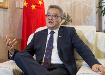 “EE.UU. no respeta la soberanía china y busca una guerra”: Zhu Qingqiao