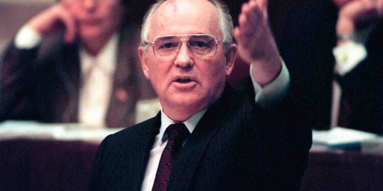 Despedida de Gorbachov será el sábado; no tendrá funeral de Estado
