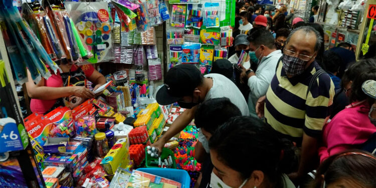 El regreso a clases más caro en 25 años