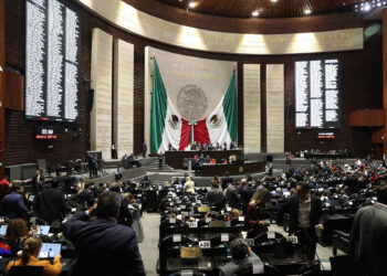 Diputados aprueban eliminar Horario de Verano