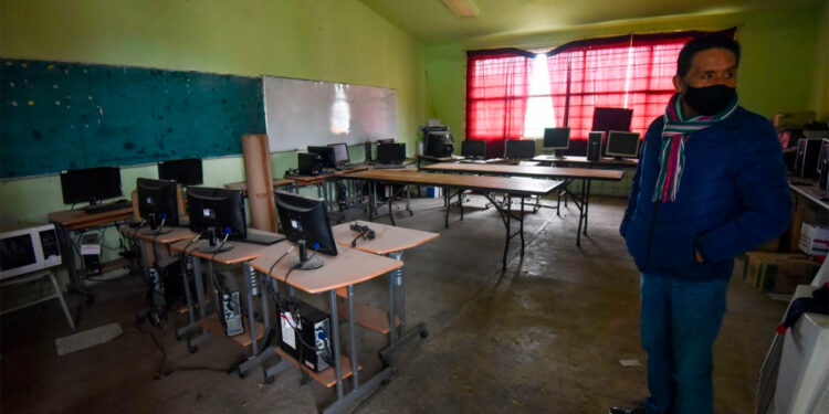 La Escuela es Nuestra: 23 mmdp en lo “oscurito”