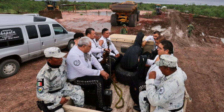 Realizan misa en memoria de los mineros atrapados en Coahuila