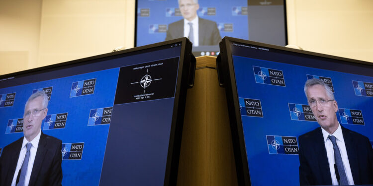 La OTAN califica de ‘ilegales’ los referéndums para adherirse a Rusia