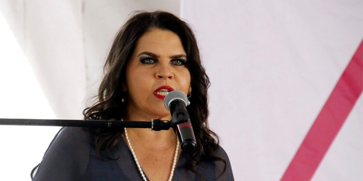 Alcaldesa morenista difunde video para “limpiar su imagen” por obra fallida que dejó dos muertos en Texmelucan