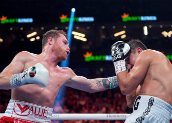 El “Canelo” Álvarez vence a Golovkin y sigue siendo el rey
