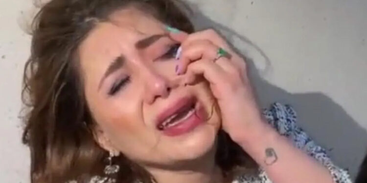 Captan a Senadora de Morena empujando a trabajadora en estado de ebriedad