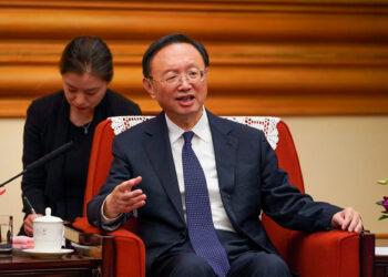 Xi está listo para trabajar con Putin por un orden mundial ‘más justo’: diplomático chino