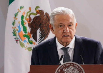 No permitamos que Morena destruya al INE
