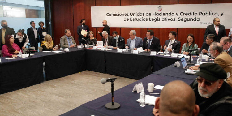Comisiones del Senado aprueban Ley de Derechos y Ley de Ingresos 2023; van a Pleno