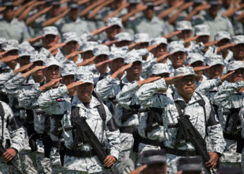 Más de 12 ONG presentan amparos contra adhesión de la GN a las Fuerzas Armadas