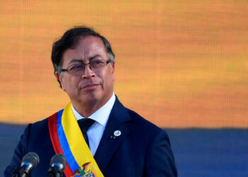 Gustavo Petro acusa a EE.UU. de arruinar a “todas las economías del mundo”