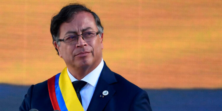 Gustavo Petro acusa a EE.UU. de arruinar a “todas las economías del mundo”