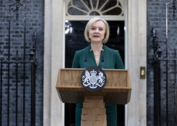 Liz Truss se despide de Downing Street