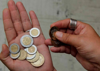 Pobreza en México no disminuye en 20 años: bajos salarios, la causa