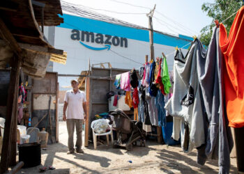Amazon planea despedir alrededor de 10,000 empleados: NYT