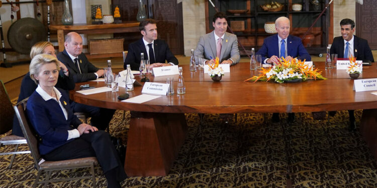 Es poco probable que el misil que impactó en Polonia fuera lanzado desde Rusia, dice Biden