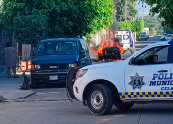 Reportan ataque a policías y narcobloqueos en Celaya, Guanajuato