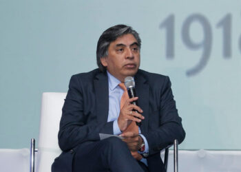 AMLO propone a Gerardo Esquivel para presidir el BID