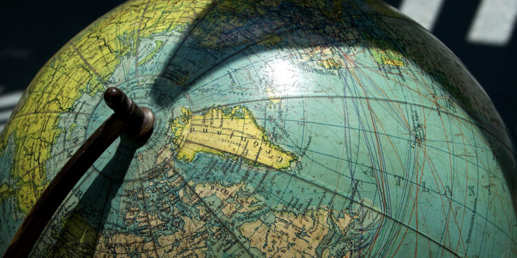 La población mundial alcanzó las 8 mil millones de personas; China es el país más poblado