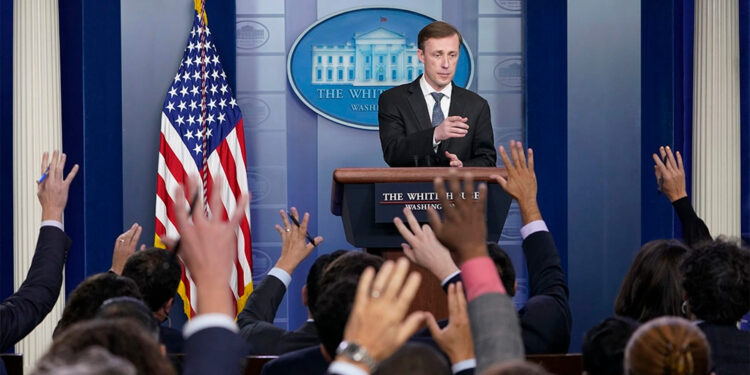 El asesor de Seguridad Nacional de EE.UU. se reúne por sorpresa con Zelenski en Kiev