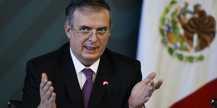 Marcelo Ebrard arranca gira por COP27, Cumbre del G20 y Mundial de Qatar