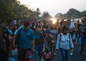 Hay 125 mil migrantes en ruta por los estados del sur de México, estiman ONG
