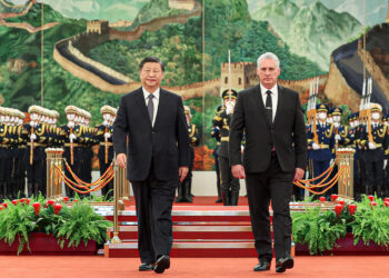 China refuerza lazos de cooperación con Cuba en la búsqueda del socialismo