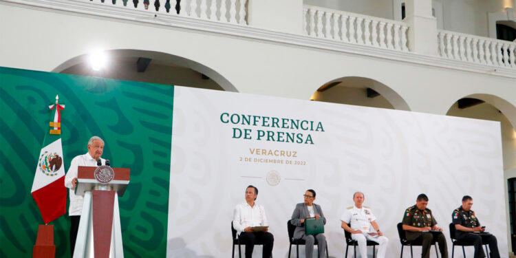 AMLO reconoce que continúa el robo de combustible en Hidalgo y Puebla