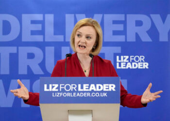 Liz Truss buscará escaño en la Cámara de los Comunes