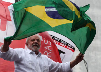 Lula promete que los más pobres recuperarán “el derecho a tener derechos” en Brasil