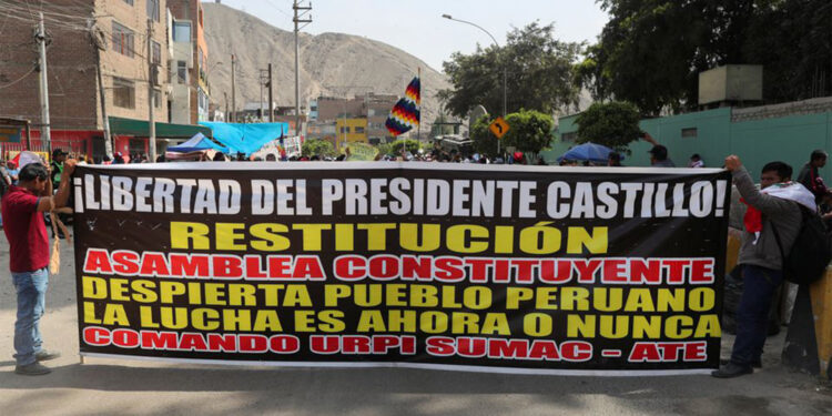 La crisis política de Perú amenaza con agravar las divisiones en América Latina