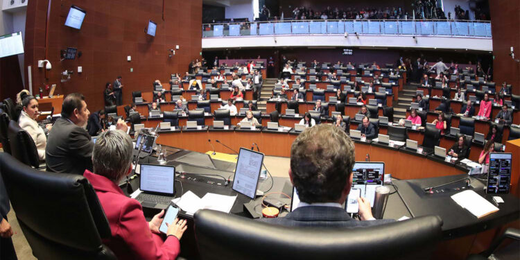 Senado aprueba “plan B” de Reforma Electoral de AMLO