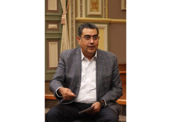 Congreso de Puebla nombra a Sergio Salomón Céspedes nuevo gobernador sustituto