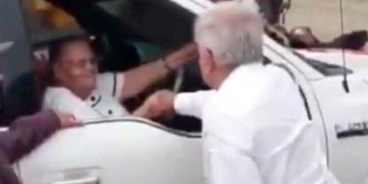 El presidente López Obrador no “descarta” ayudar al “El Chapo” para regresar a México