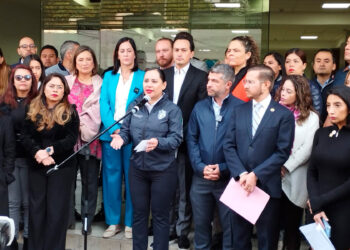 Alcaldes y diputados de CDMX denuncian a Sheinbaum ante Fiscalía por falta de mantenimiento del Metro