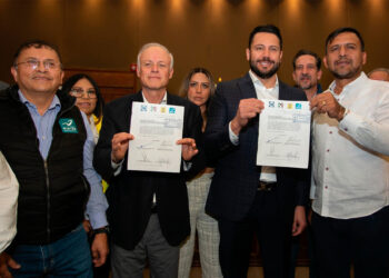 PAN, PRI, PRD y Nueva Alianza registran coalición “Va por el Estado de México”