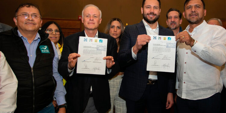PAN, PRI, PRD y Nueva Alianza registran coalición “Va por el Estado de México”