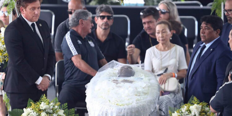Brasil despide a Pelé