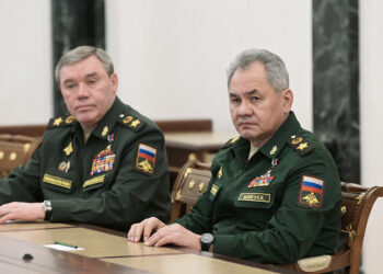 Rusia: expansión de la OTAN y “guerra híbrida” de Ucrania amenazan la “seguridad militar”