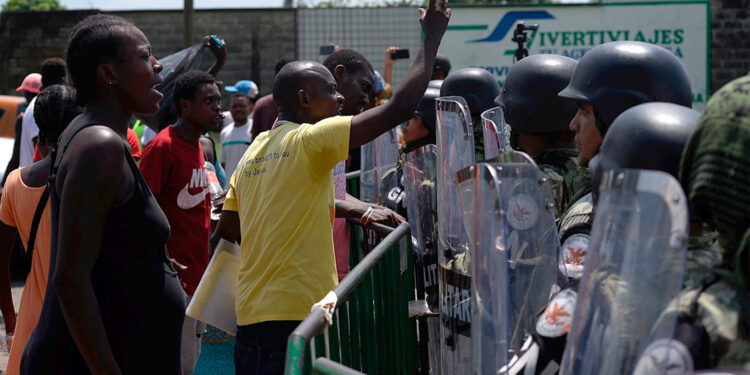 Empresarios piden poner orden a la crisis migratoria en la frontera sur de México