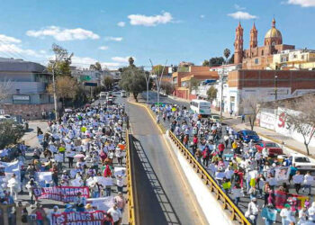 Toman calles de Zacatecas ante violencia y desdén de Morena