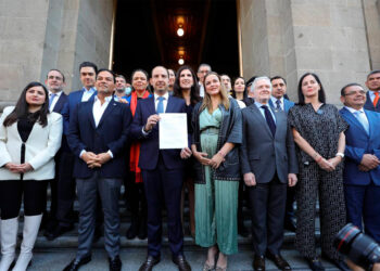 Oposición impugna ante la SCJN el “Plan B” de la reforma electoral de AMLO