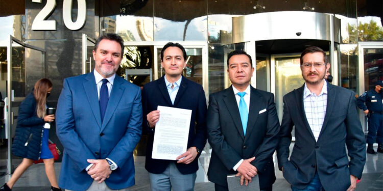 Denuncian a Sheinbaum en la FGR por homicidio culposo en accidentes del Metro