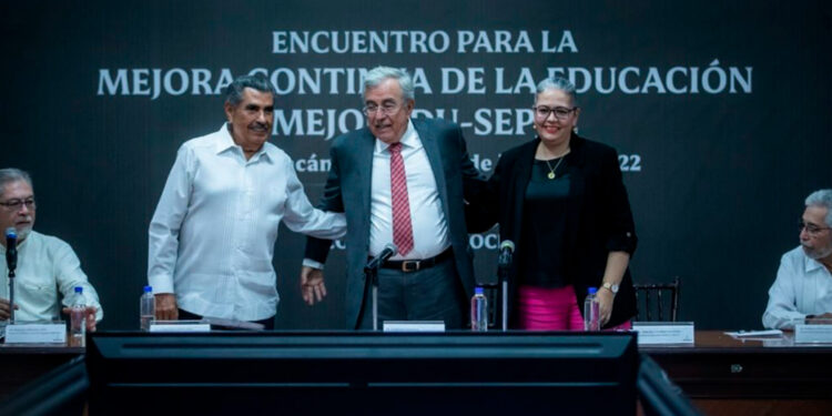 Alto a los ataques contra preparatorias populares