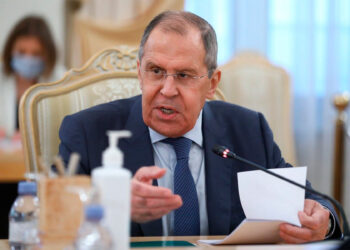 Lavrov: la Unión Europea ha perdido su independencia y se somete a la OTAN