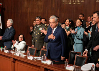 “Está por mí de presidenta”, afirma AMLO sobre ministra Norma Piña